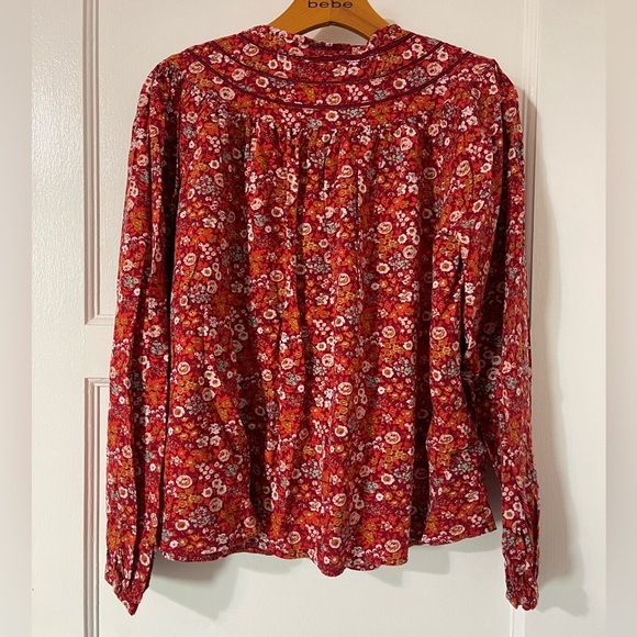 Universal thread women’s boho floral print v neck blouse - Picture 5 of 7